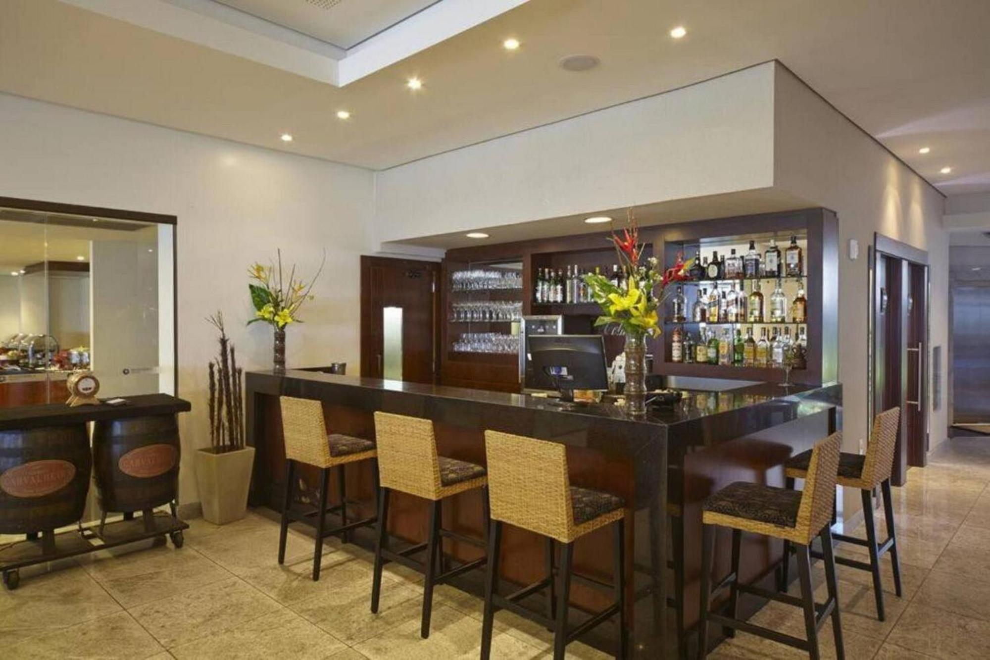 Flat Beira Mar Academia Piscina Boa Viagem Recife - Com Cafe Da Manha Opcional Apartment Exterior photo